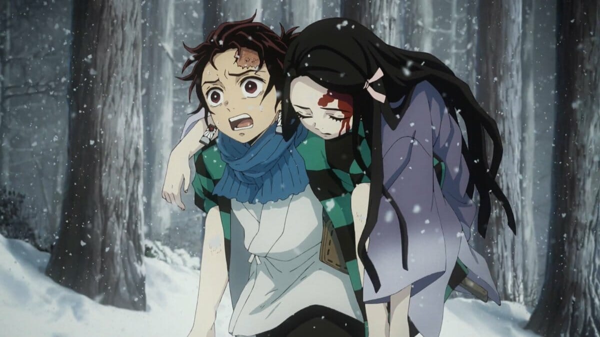 Demon Slayer: Kimetsu no Yaiba still. Tanjirō carries Nezuko on his shoulder